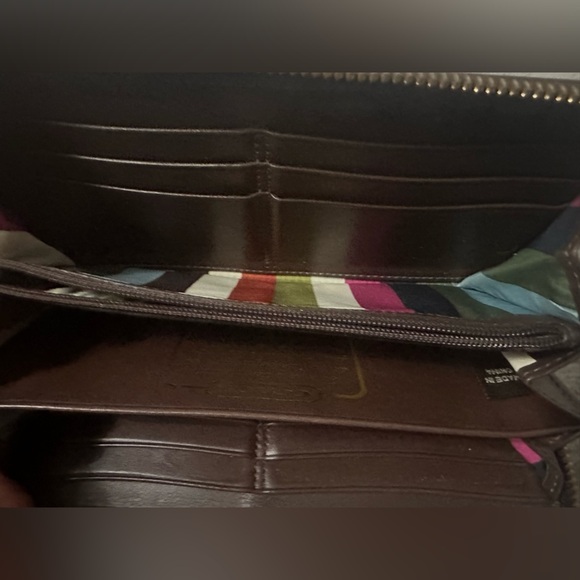 Brown Coach Wallet - Picture 4 of 8